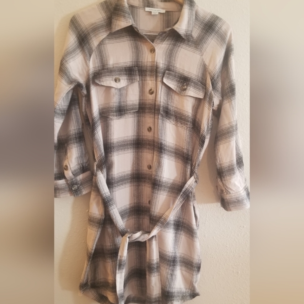 American Eagle womens Gray plaid flannel dress size medium